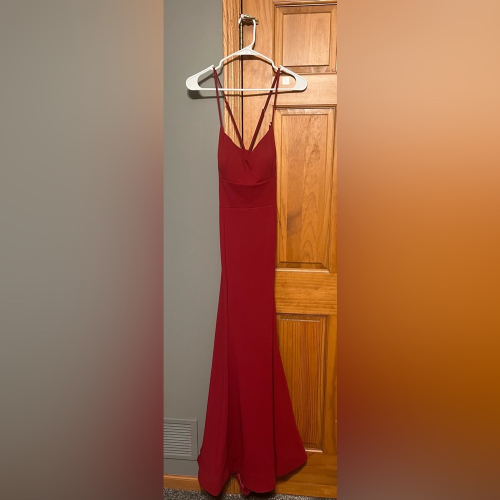 Red Windsor Prom Dress Size 11/12 Like New